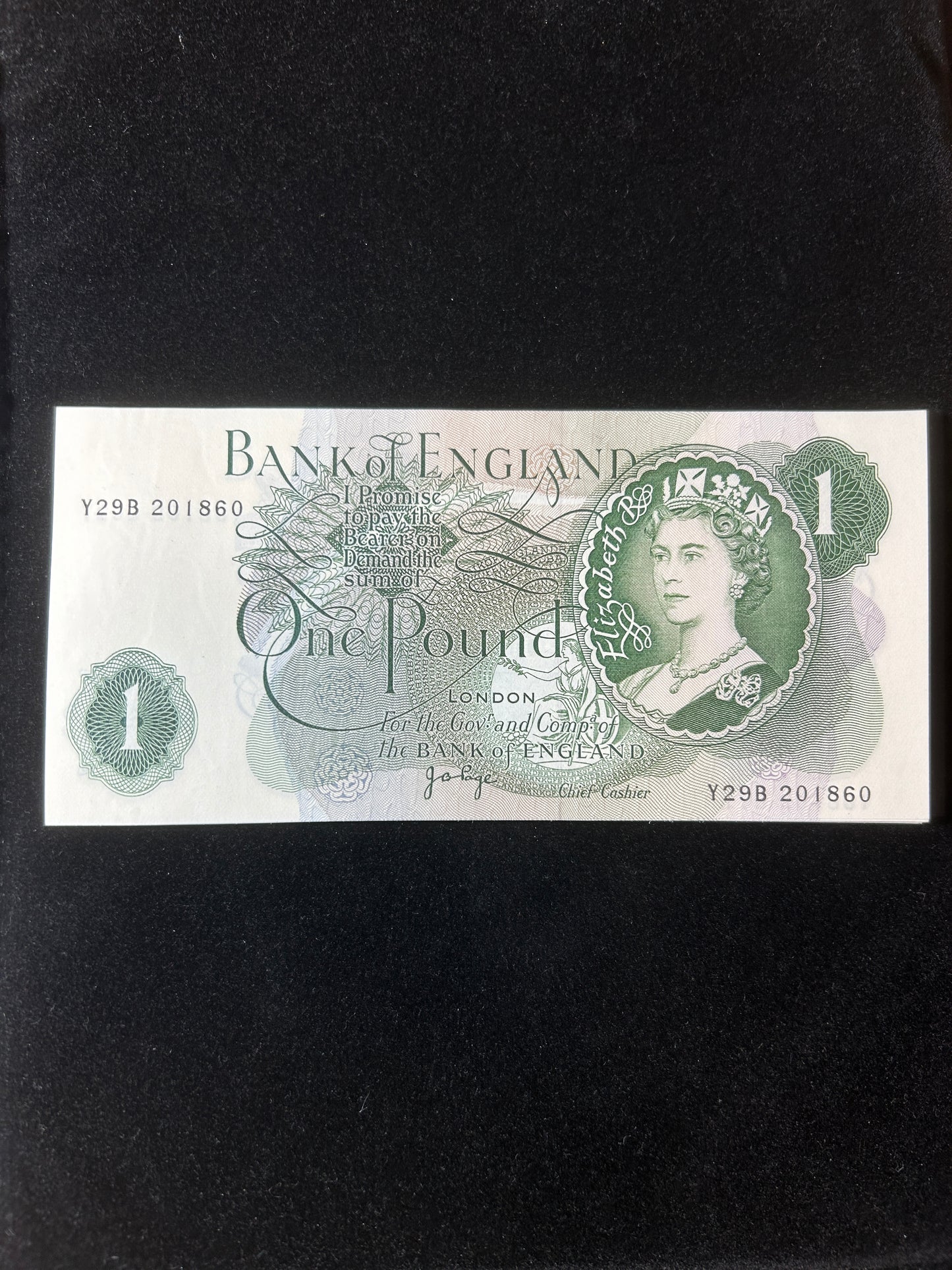 1970-1980 £1 Notes Consecutive